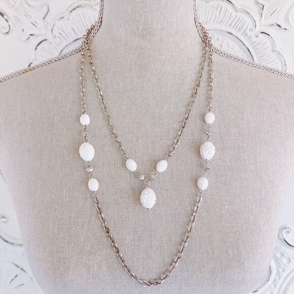 Vintage 1960s Signed Sarah Coventry Necklace Earrings Set White Resin Bead Mod - Picture 12 of 12